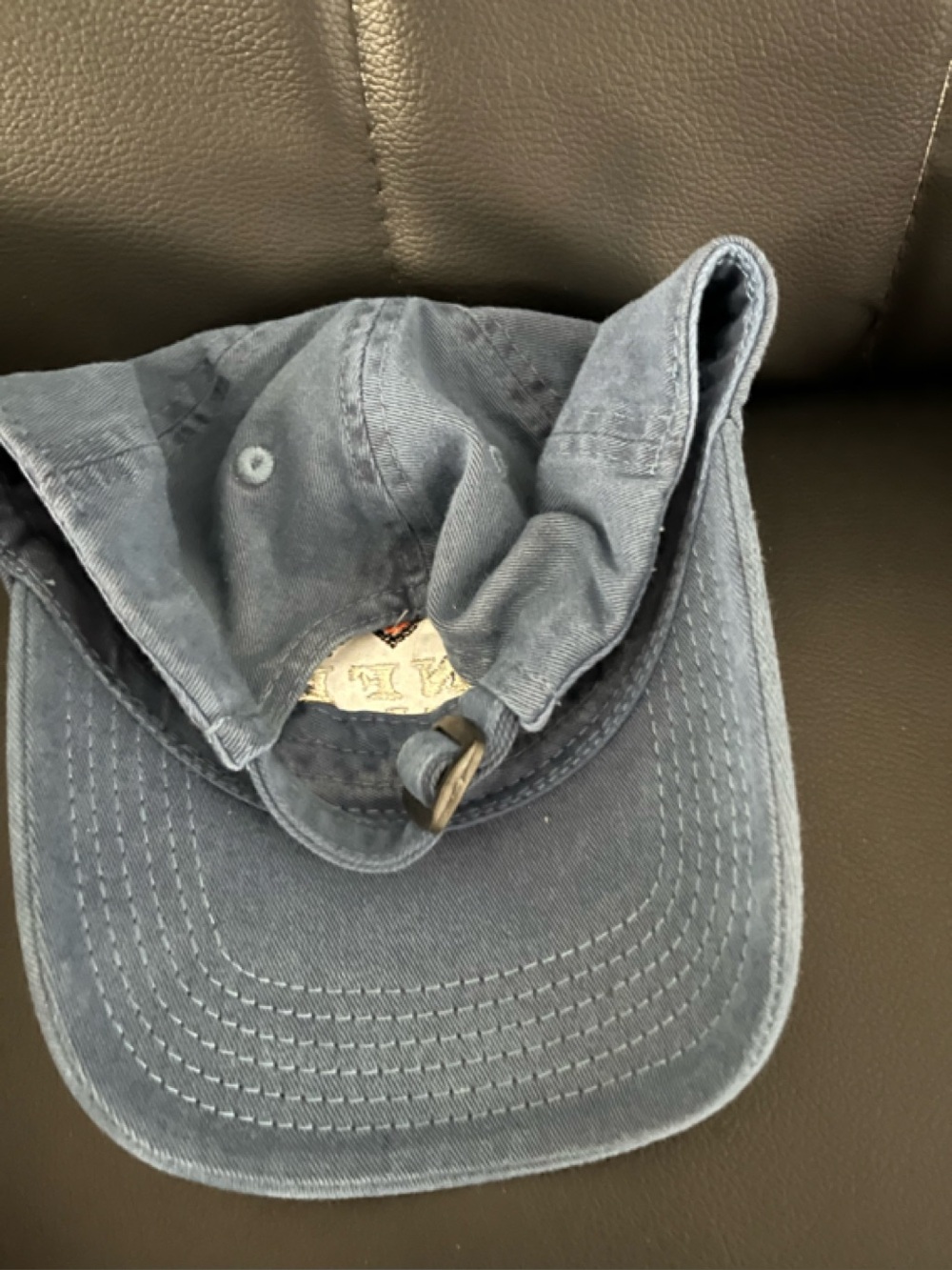 Almost like new-Banff Canada Embroidered Mountain Baseball Adult Cap - Navy - Picture 3 of 4